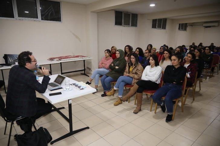 Bayraklı’da gençler yazarlarla buluşuyor G1