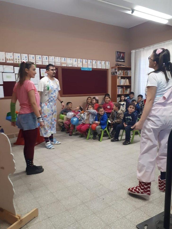 Çiğli Belediyesi çocuk tiyatrosu mahallelerde G3