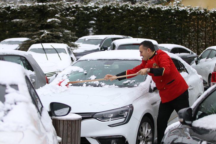 Kar Abant'ı beyaza bürüdü G2