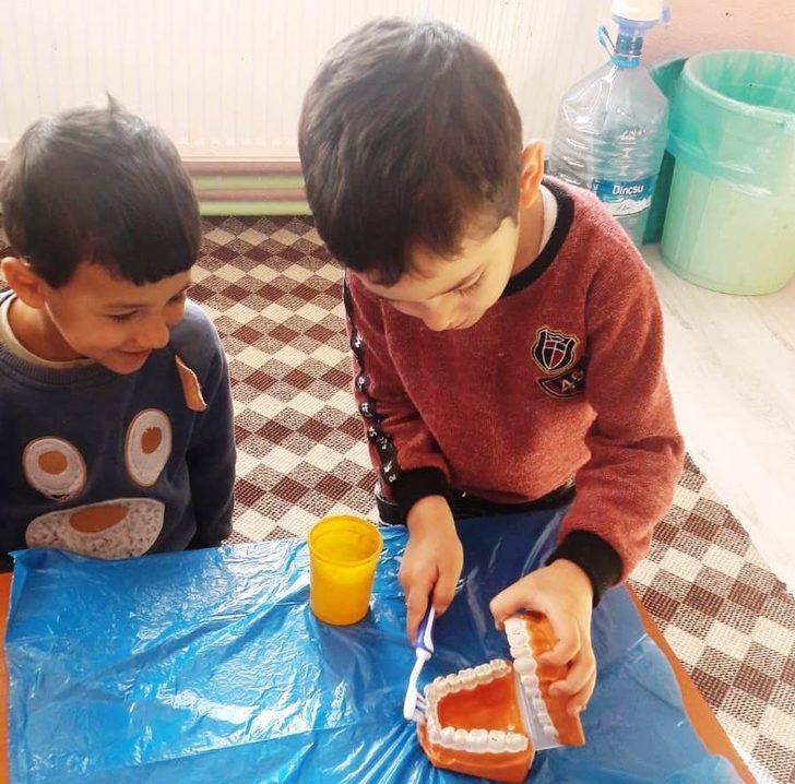 ’Beyaz Bayrak ve Beslenme Dostu’ sertifikalı köy okulunda etkinlikler G3