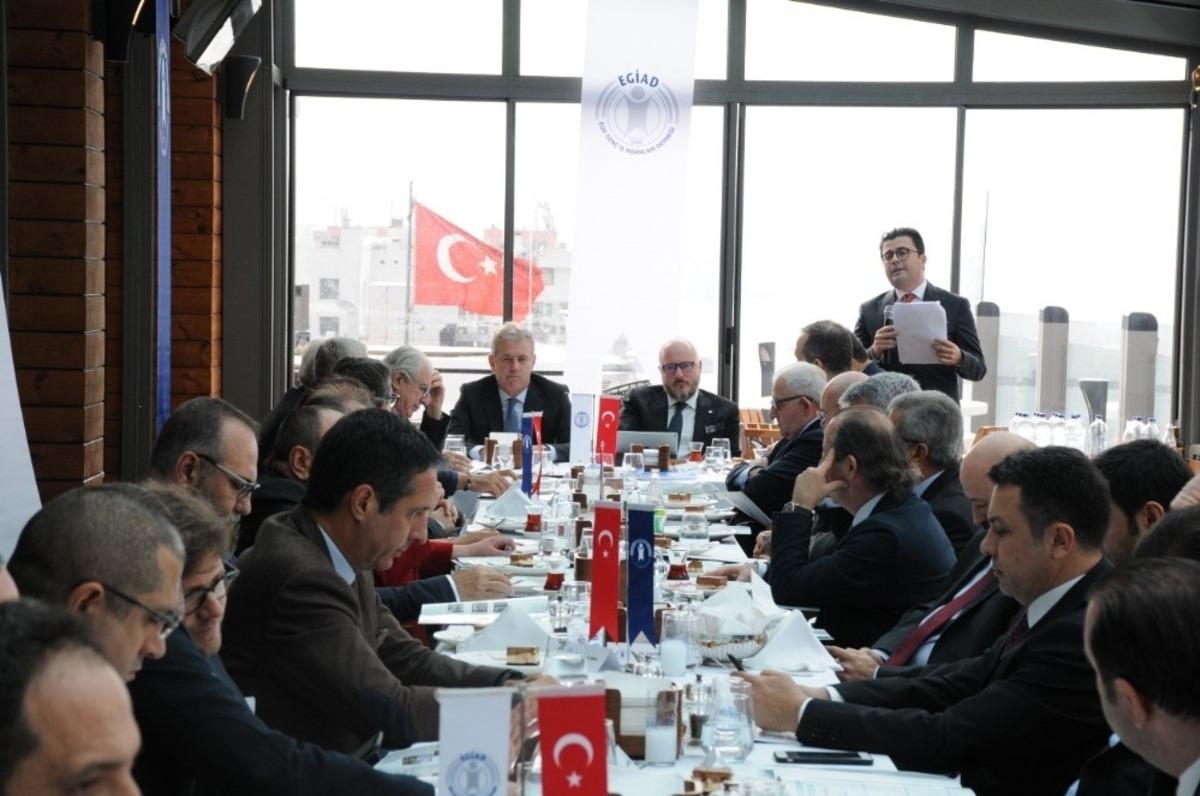 EGİAD Danışma Kurulunda stratejik plan masaya yatırıldı