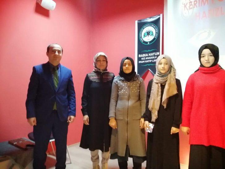 Kur’an-ı Kerim’i güzel okuma ve hafızlık yarışması düzenlendi G2