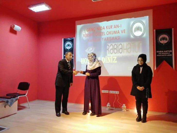 Kur’an-ı Kerim’i güzel okuma ve hafızlık yarışması düzenlendi G3