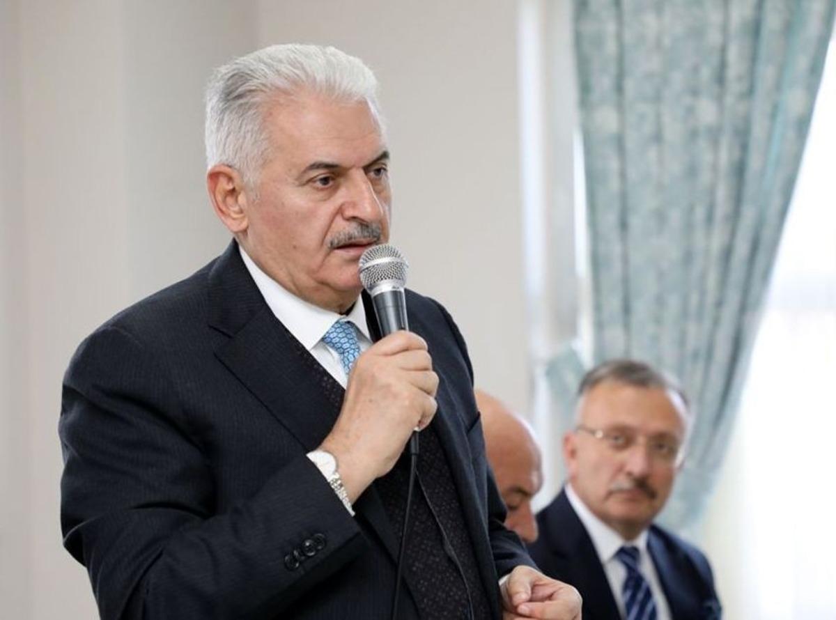 Yıldırım, baba ocağı Refahiye&rsquo;de hemşehrileriyle hasret giderdi