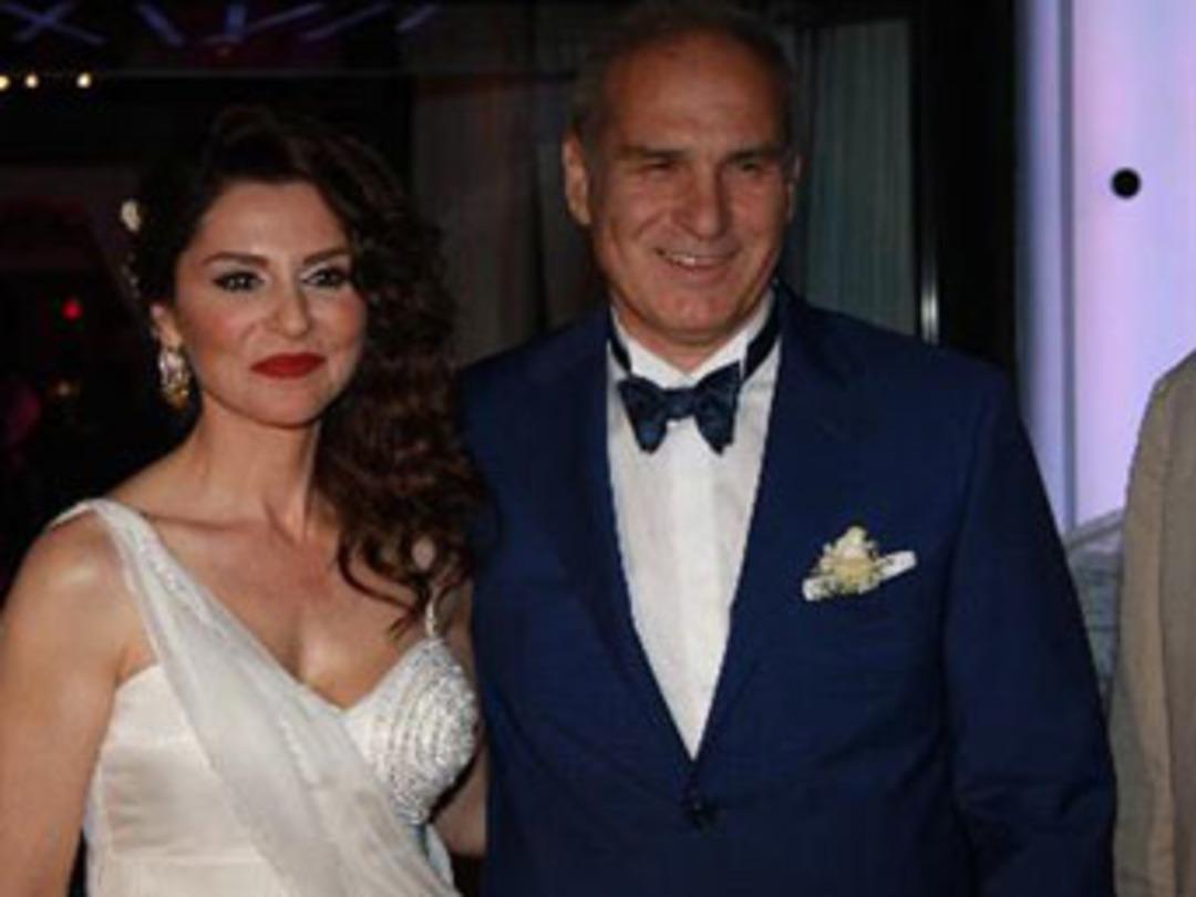 &Uuml;nl&uuml; oyuncu 3. kez evlendi