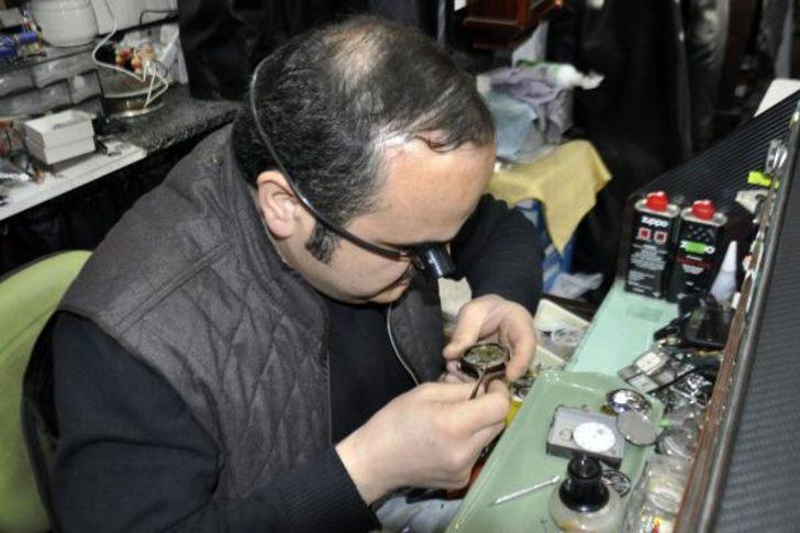 Cumhurbaşkanı Erdoğan'dan saat tamircisi Ali Hilmi Uysal'a hediye saat!  G2