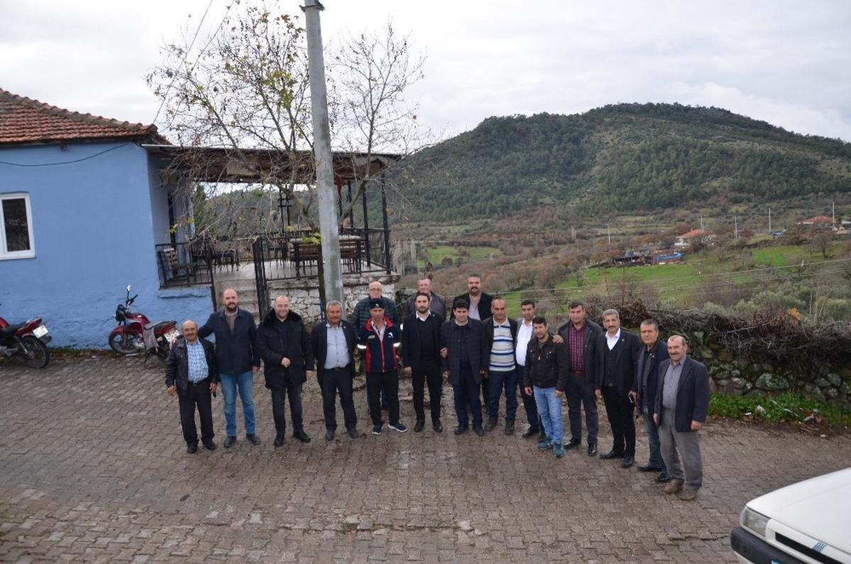 Komisyon &uuml;yeleri mahalle ziyaretlerini s&uuml;rd&uuml;r&uuml;yor