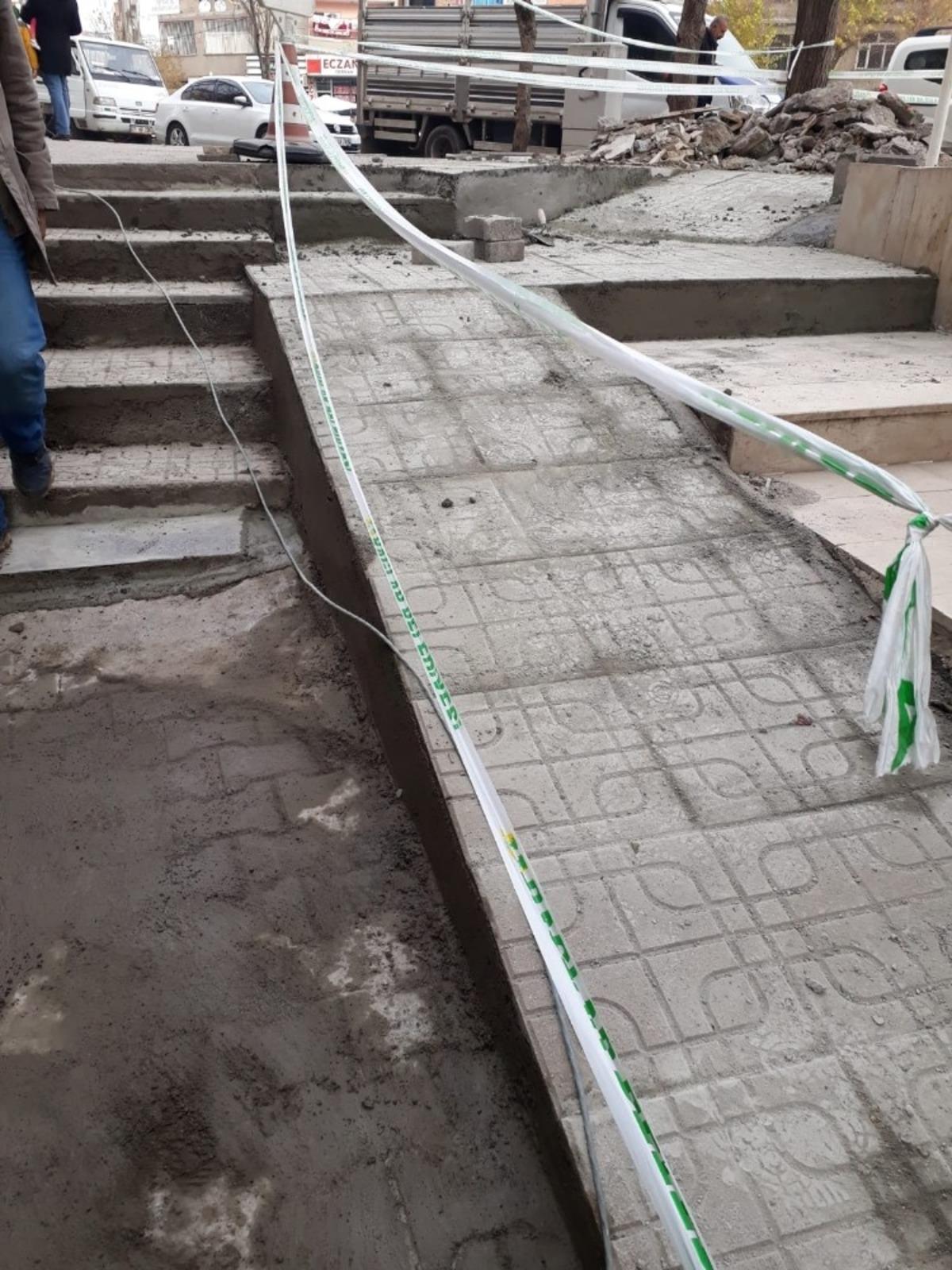 Bağlar&rsquo;da engelli vatandaşlar i&ccedil;in rampa &ccedil;alışması