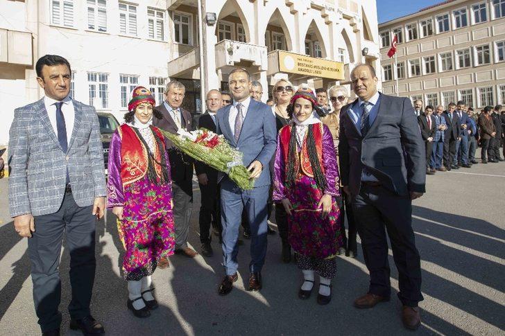 Kaymakam Aslan’dan Z-Kütüphane açılışı G4