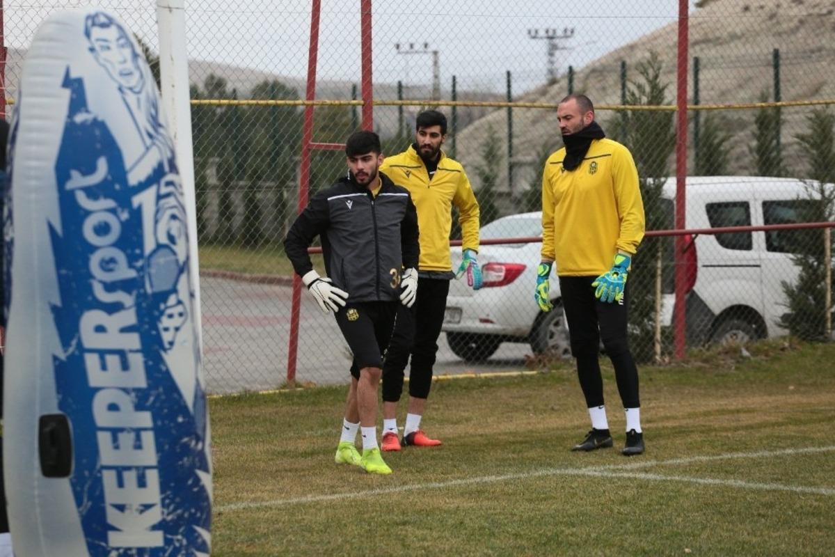 Yeni Malatyaspor&rsquo;da Gaziantep FK. ma&ccedil;ı mesaisi s&uuml;r&uuml;yor