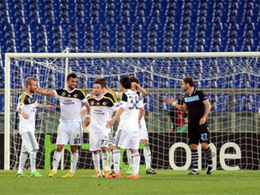 İşte &uuml;nl&uuml;lerden Fenerbah&ccedil;e yorumu