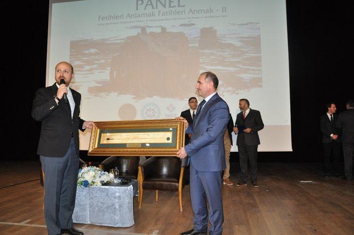 Kars’ta  “Fetihleri Anlamak Fatihleri Anmak 2” paneli G5