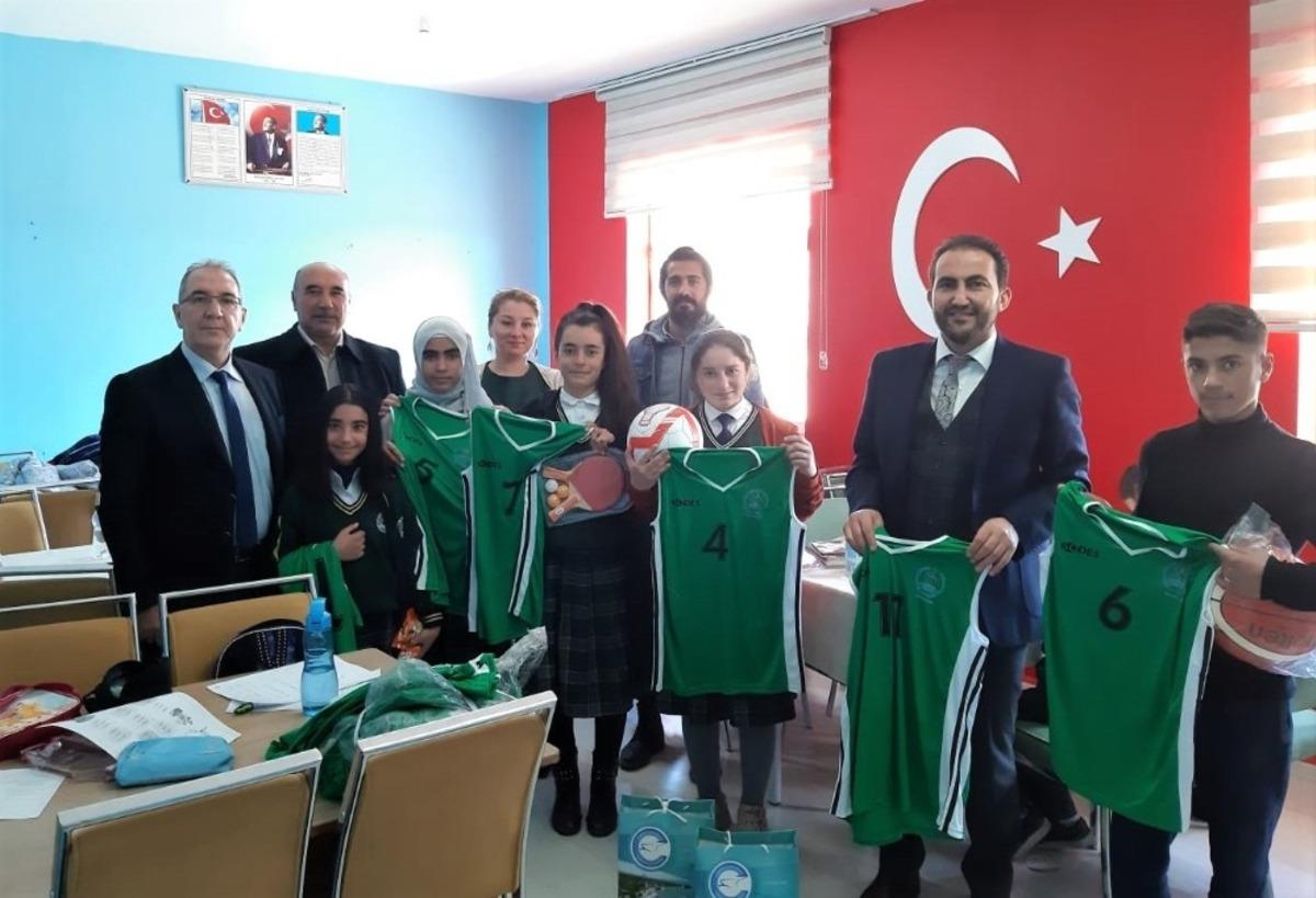 Edremit Belediyesinin sosyal belediyecilik &ccedil;alışmaları s&uuml;r&uuml;yor