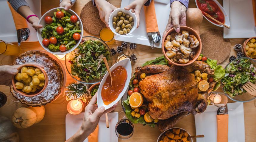 Yılbaşında bu önerilere dikkat! Yılbaşı günü ve ertesi gün nasıl beslenilmeli?