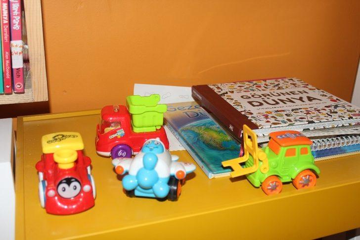 Yılbaşında çocuklara kitap ve oyuncak dağıtacaklar G2