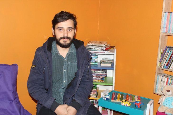 Yılbaşında çocuklara kitap ve oyuncak dağıtacaklar G3