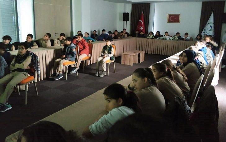 Akif ve Troya belgeseli tüm okullarda gösterime girdi G1