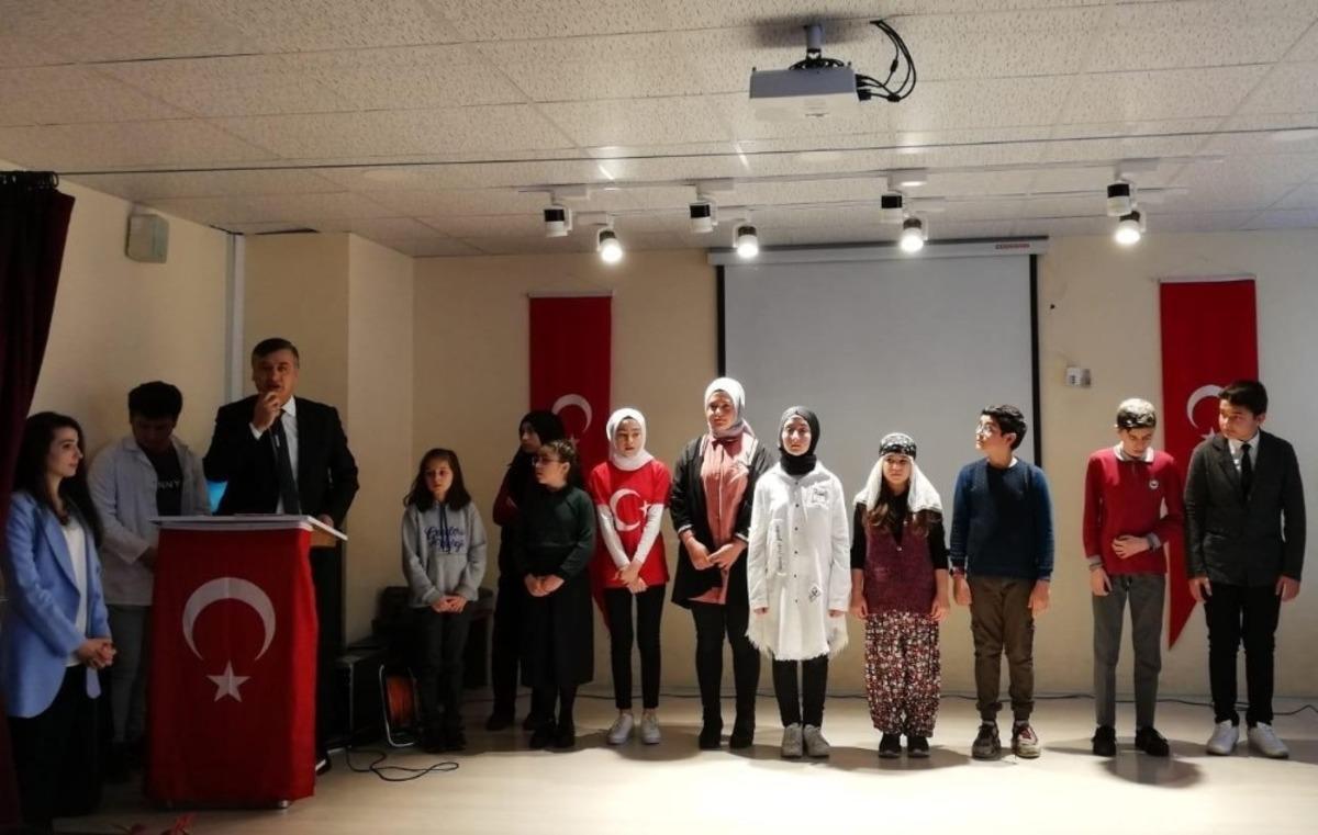 Mehmet Akif Ersoy&rsquo;un şiirlerini g&uuml;zel okuma yarışması