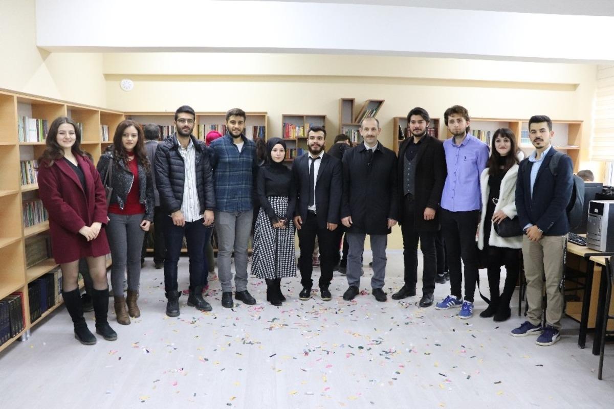 OM&Uuml; &ouml;ğrencilerinden Ayb&uuml;ke Yal&ccedil;ın anısına k&uuml;t&uuml;phane