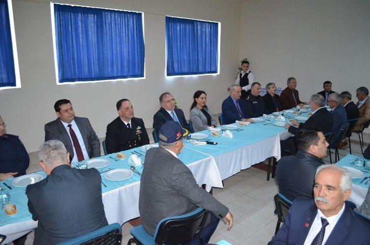 Didim’de 31 Kıbrıs gazisine berat ve madalyaları törenle verildi G5