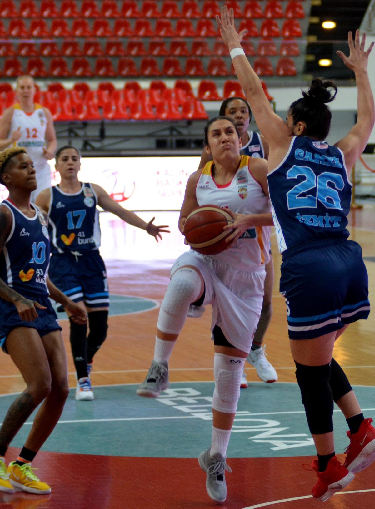 Bellona Kayseri Basketbol - İzmit Belediye: 82-76