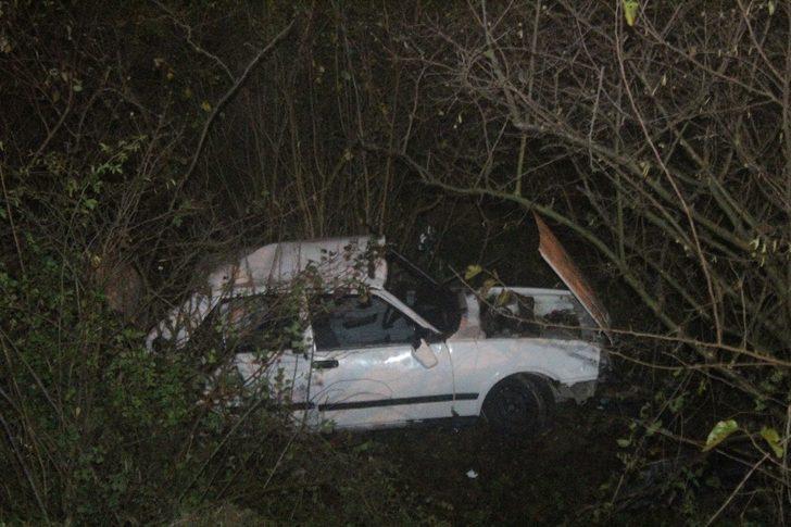 Yoldan çıkan otomobil 20 metreden şarampole yuvarlandı! G2