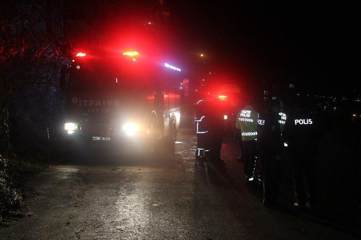 Yoldan çıkan otomobil 20 metreden şarampole yuvarlandı! G4