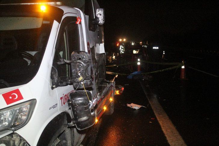 TEM Otoyolu'nda katliam gibi kaza! Feci şekilde can verdi! G4