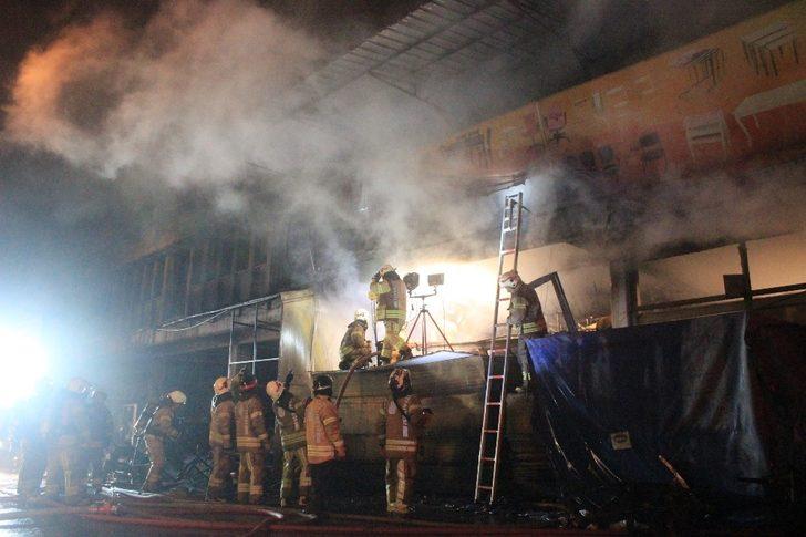 Yer: İstanbul! Ekipleri alarma geçiren yangın! G2