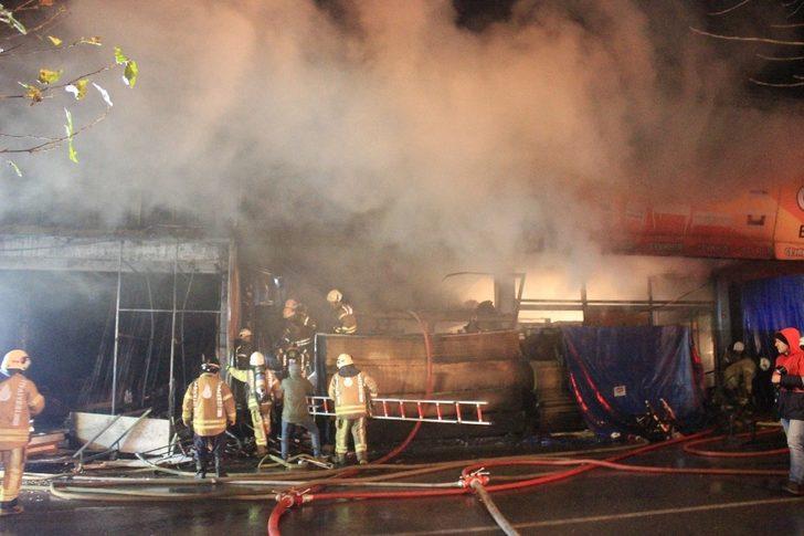 Yer: İstanbul! Ekipleri alarma geçiren yangın! G4