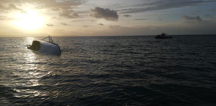 Son dakika! Van Gölü'nde göçmenleri taşıyan tekne battı G3