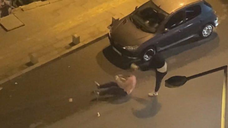 Esenyurt'ta yol ortasında kavga! Evinin penceresinden kaydetti G1