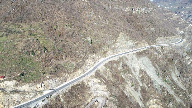 50 ili ilgilendiren Karadeniz-Akdeniz Yolu’nun yüzde 95’i tamamlandı G5
