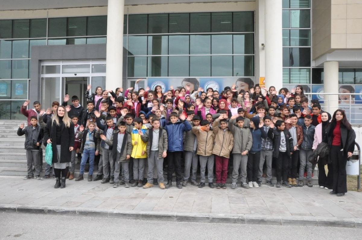 Erciş&rsquo;te &rsquo;&Uuml;lkem ve Hayallerim&rsquo; projesi