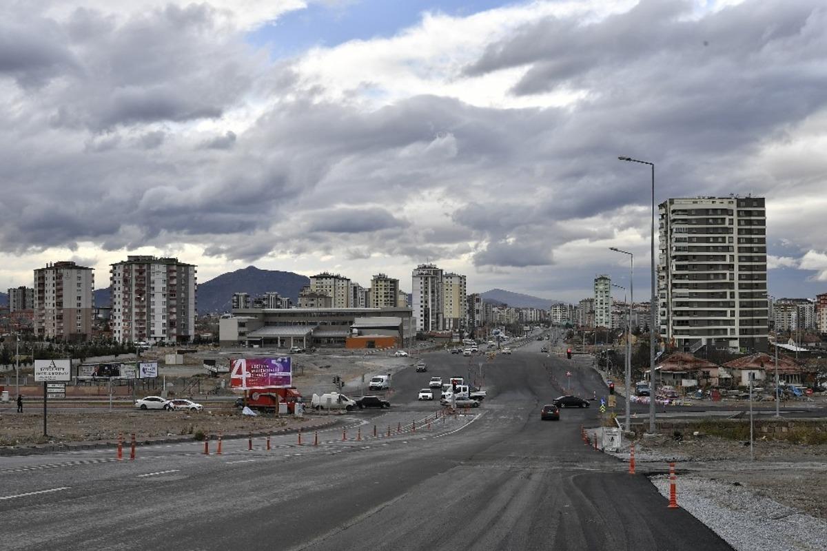 B&uuml;y&uuml;kşehir&rsquo;in ulaşım yatırımları devam ediyor