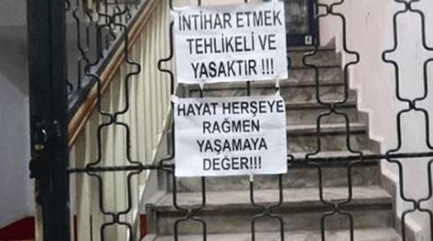 Başka ülkede yaşayamam! Astığı uyarı olay oldu
