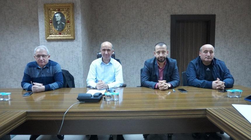 İzmit Belediyesi enc&uuml;meni toplandı