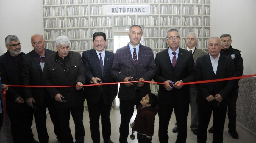 Saray&ouml;n&uuml; MYO&rsquo;da modernize edilen k&uuml;t&uuml;phane a&ccedil;ıldı