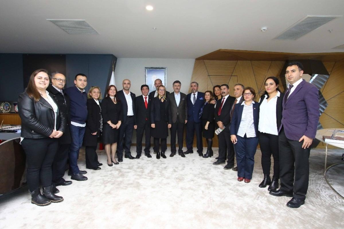 Susmuş ve ekibinden Başkan Sandal&rsquo;a ziyaret