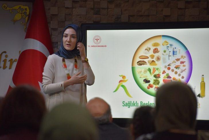Yunusemre Belediyesi personeline sağlıklı beslenme semineri G3