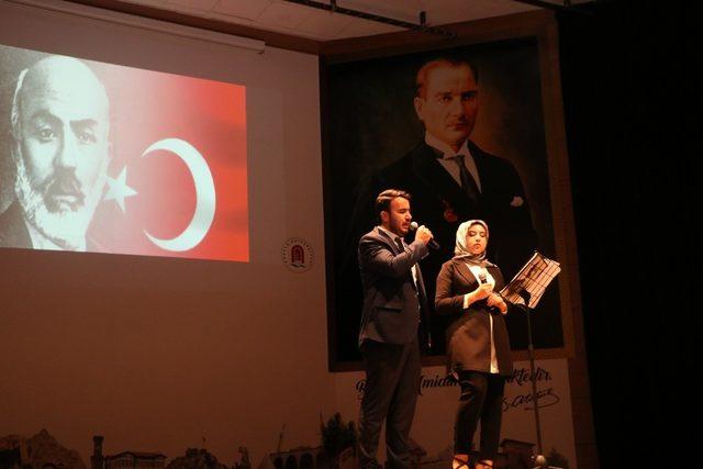 Amasya Üniversitesi Mehmet Akif Ersoy’u andı