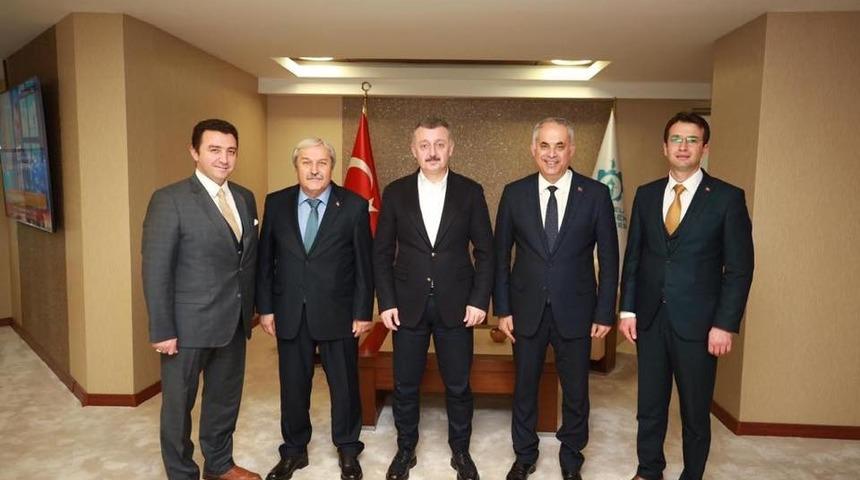 Belediye başkanlarından B&uuml;y&uuml;kşehir Belediye Başkanı B&uuml;y&uuml;kakın&rsquo;a ziyaret