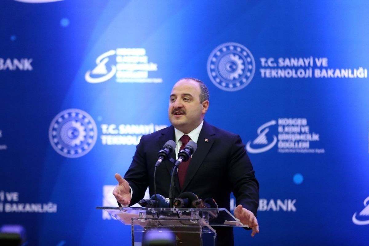 Bakan Varank: "T&uuml;rkiye&rsquo;nin otomobiliyle birlikte fikri ve sınai m&uuml;lkiyet hakları bize ait bir otomobile kavuşuyoruz"