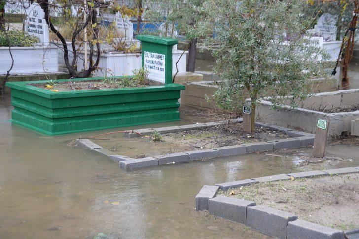 Adana'da sağanak yeniden başladı; 1 ilçede okullar tatil edildi (3) G2