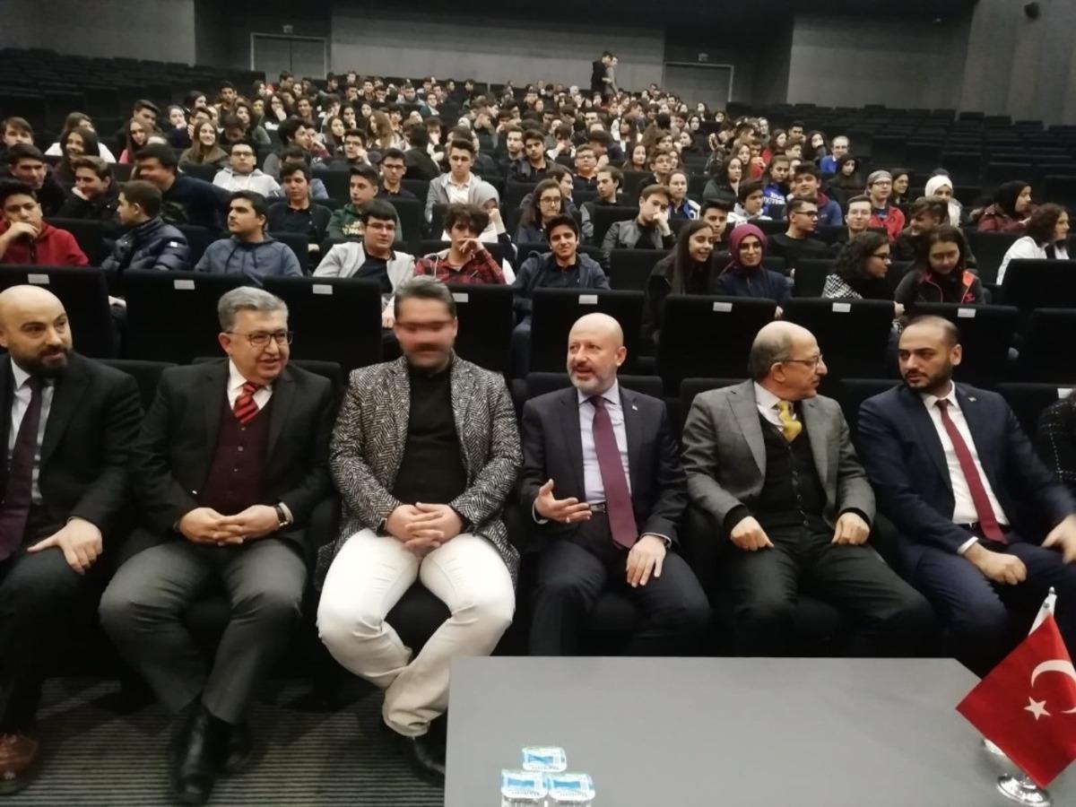 Kemal Tekden: &ldquo;Eğitimde &ccedil;ocuklarımıza başkaları adına endişelenmeyi de &ouml;ğretmeliyiz&rdquo;