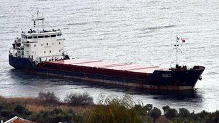 Şarköy'de kuru yük gemisi karaya oturdu! Kaptan yardım istemedi