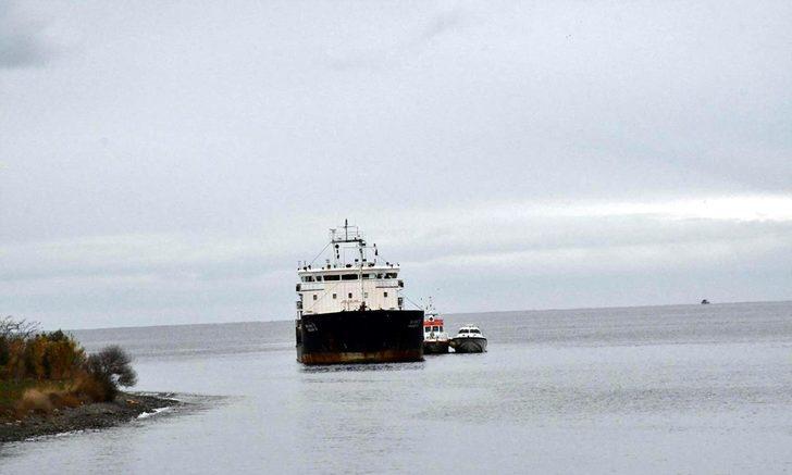 Şarköy'de kuru yük gemisi karaya oturdu! Kaptan yardım istemedi G3