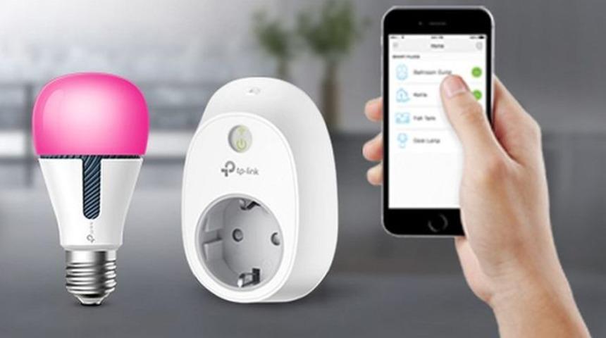 Ampul ve prizlere Google desteği 