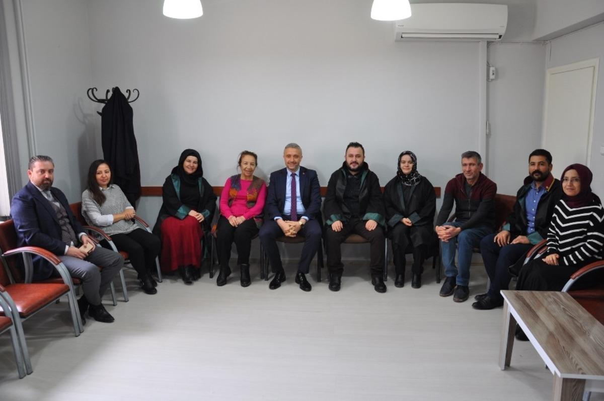 Başkan Bi&ccedil;er, Baro&rsquo;yu ziyaret etti