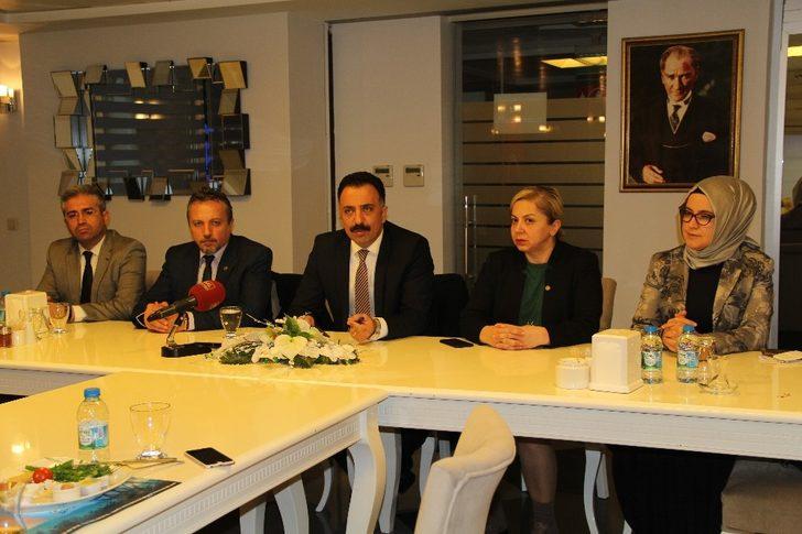 İzmir’de sağlık çalışanları için toplu ulaşımda indirim talebi G3